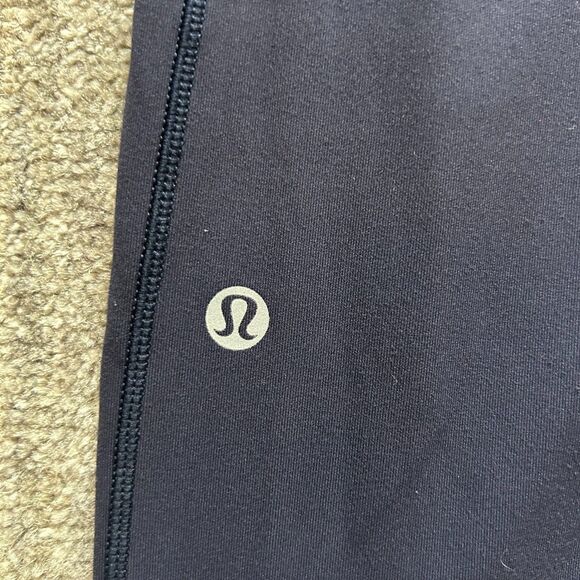 Lululemon Speed Up Tight, Luxtreme, Midnight Navy, Size 4 - Picture 8 of 9